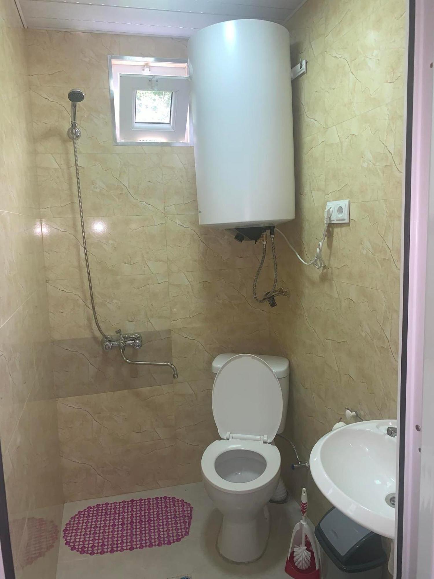 מסטיה Guesthouse Nene מראה חיצוני תמונה